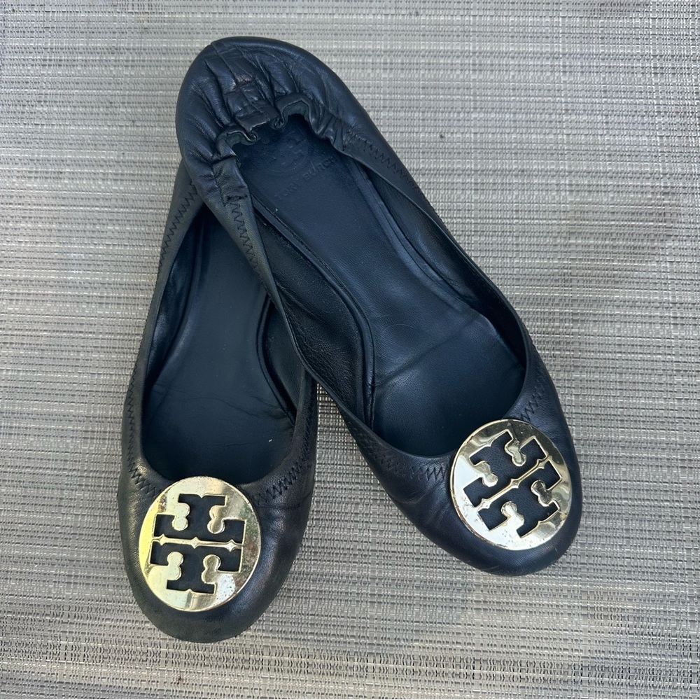 Tory Burch Minnie Travel Ballet Flats Leather Black and Gold size 9